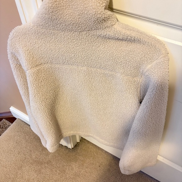 H&M TEDDY FLEECE JACKET IN LIGHT BEIGE - Picture 3 of 4